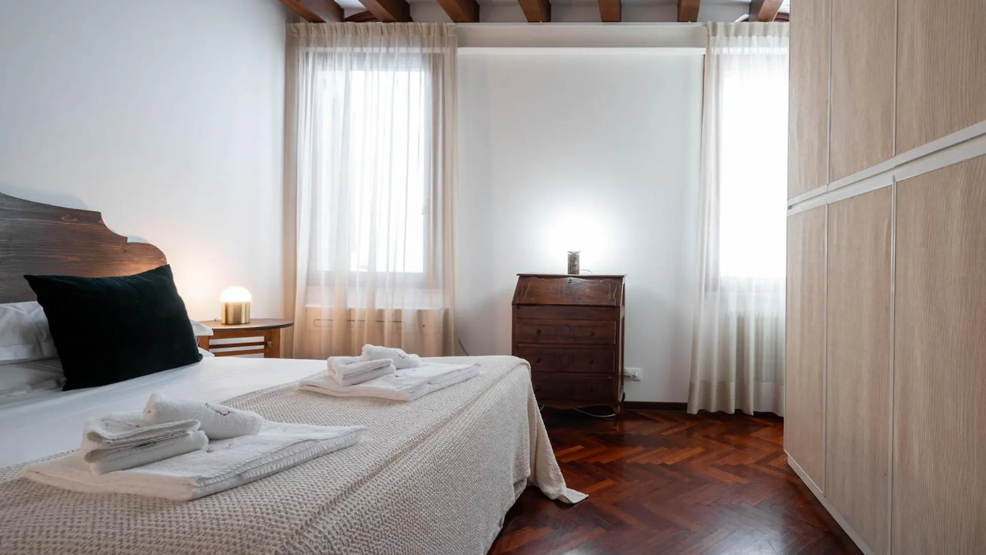 Klimt House Apartment Venice